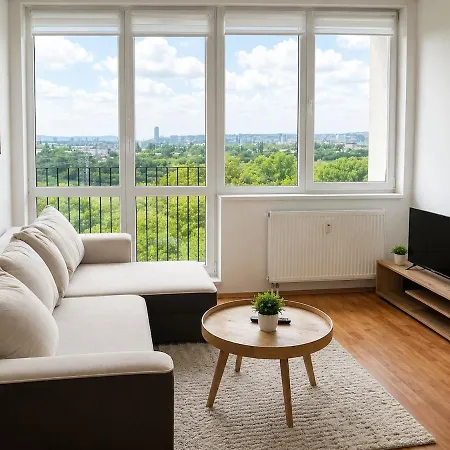 Apartment 2-bedroom With Panoramic View Near The Airport Bratislava