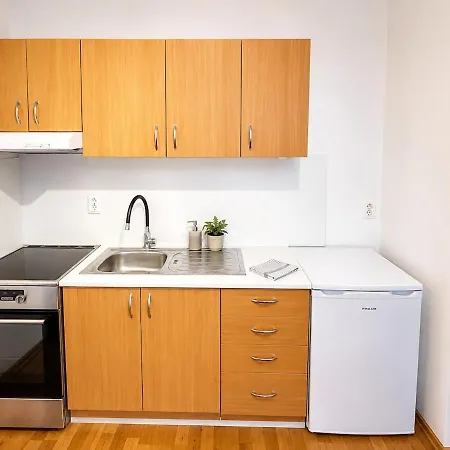 2-bedroom With Panoramic View Near The Airport Bratislava