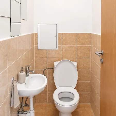 2-bedroom With Panoramic View Near The Airport Apartment Bratislava