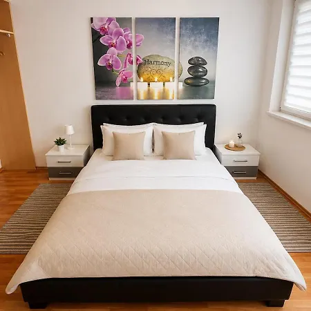 2-bedroom With Panoramic View Near The Airport Apartment Bratislava